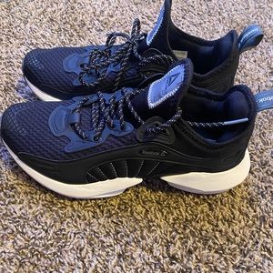 Brand new Reebok tennis shoes